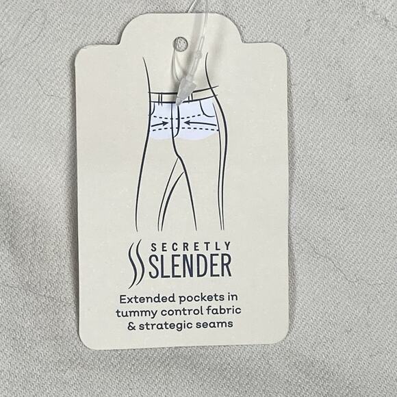 St. John’s Bay Jeans Women’s Size 18 Tall Birch Straight Leg Mid-Rise NWT $50 - Picture 4 of 9